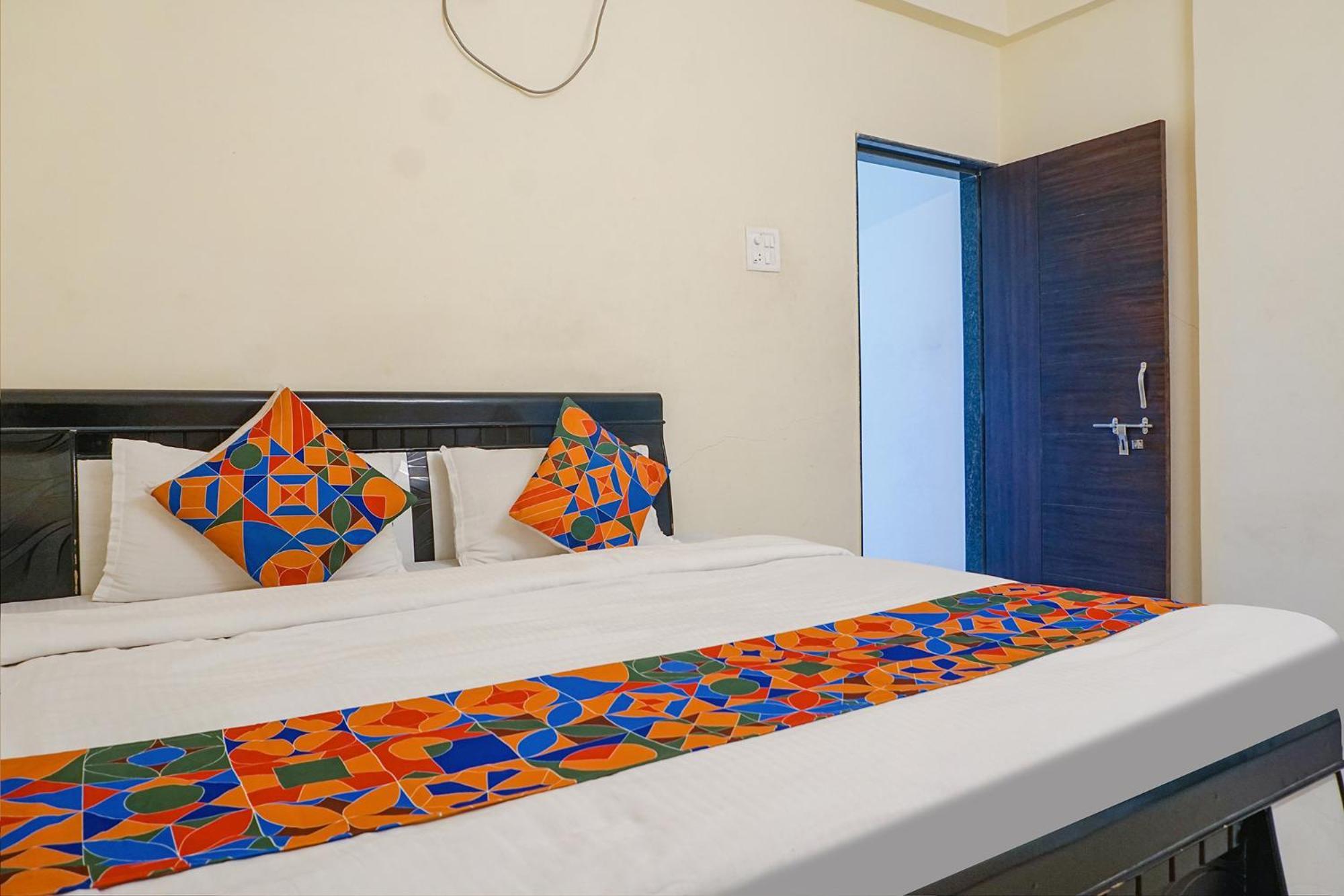 Fabexpress Vaishnav Inn Talegaon Dabhade エクステリア 写真