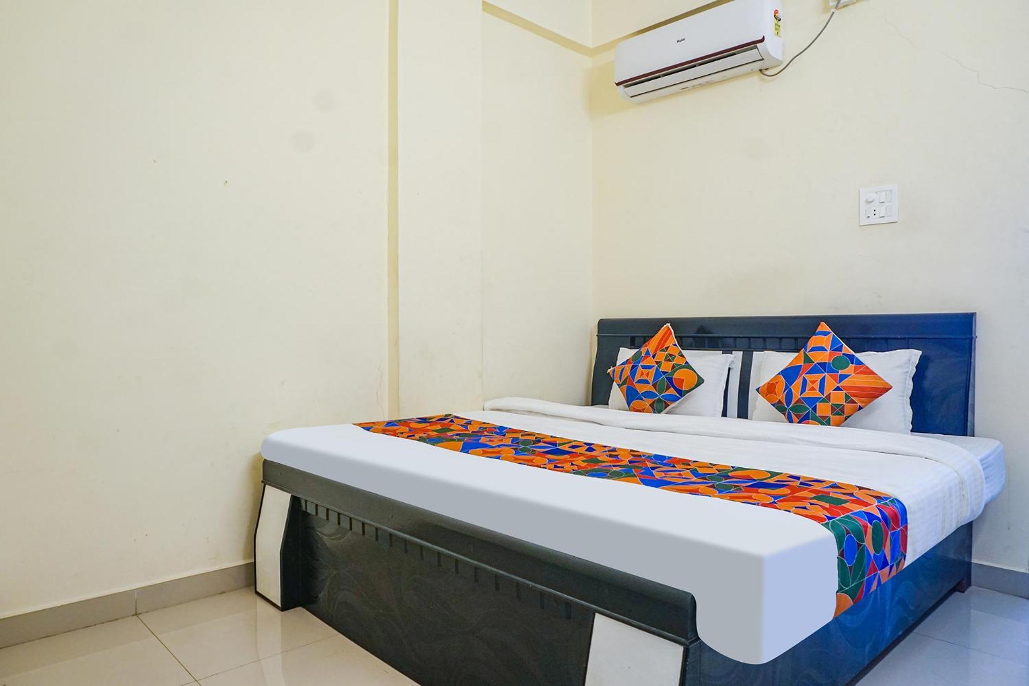 Fabexpress Vaishnav Inn Talegaon Dabhade エクステリア 写真