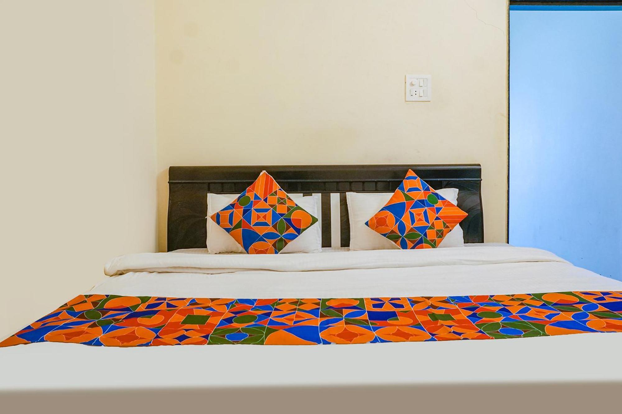 Fabexpress Vaishnav Inn Talegaon Dabhade エクステリア 写真