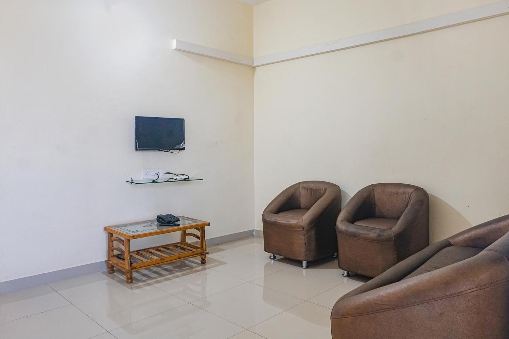 Fabexpress Vaishnav Inn Talegaon Dabhade エクステリア 写真